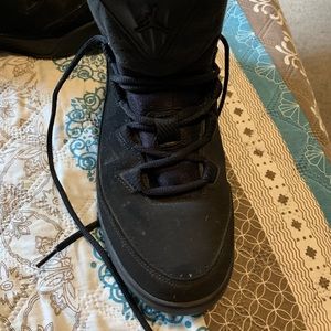 Nike Air Jordan Deluxe Retro Sneaker